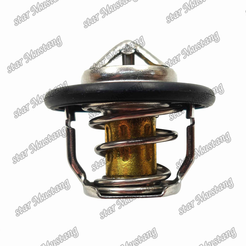 El termostato D782 D722 D902 D1105 V1505 V1902 82°C 15321-73014 1E401-73010 Parte del motor