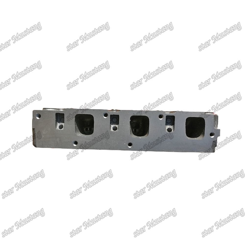 Cabeza de cilindro D1302 D1402 17325-03044 17325-03040 17331-03040 17331-03045 Adecuado para las piezas del motor KUBOTA